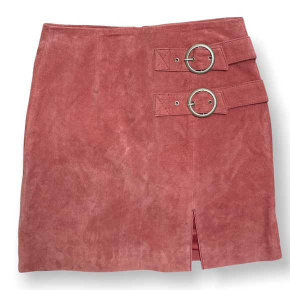 Blank NYC Pink Suede Double Buckle Mini Skirt Size 24 - Picture 4 of 12